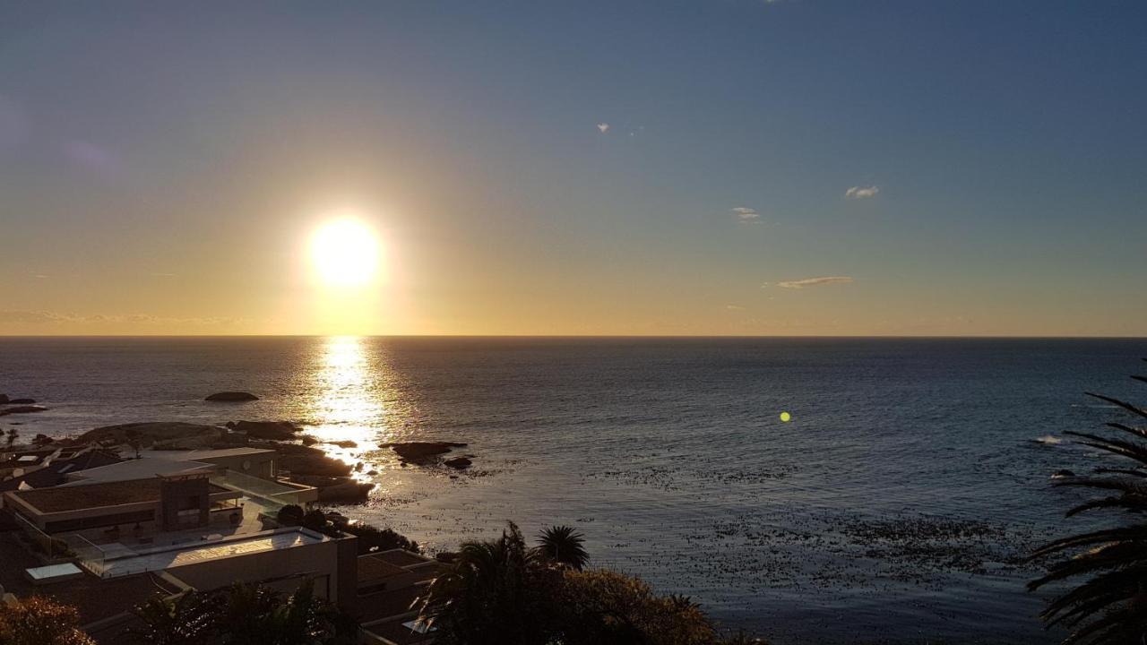 Beta Beach Guest House Cape Town Exterior photo